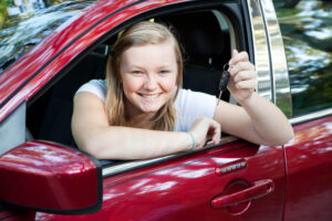 Top 5 Ways to Minimize In-Car Distractions for Teen Drivers
