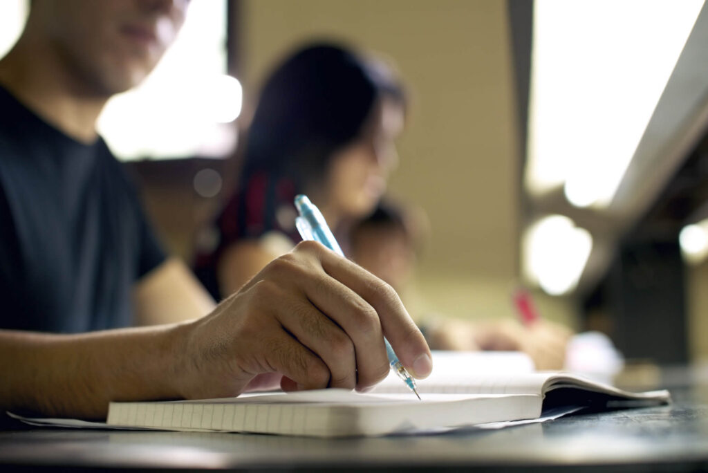 Free DMV Practice Tests: Where to Find Them and How to Use Them